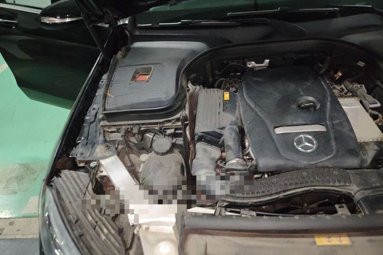 Used Mercedes-Benz GLC 2019 GLC 260 L 4MATIC Dynamic Model Engine Bay Right