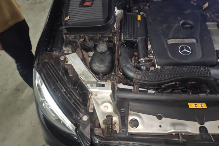 Used Mercedes-Benz GLC 2019 Refreshed GLC 300 L 4MATIC Dynamic Edition Engine Bay Right