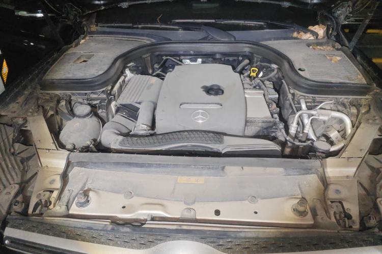 Used Mercedes-Benz GLC 2019 GLC 300 L 4MATIC Dynamic Model Engine Bay