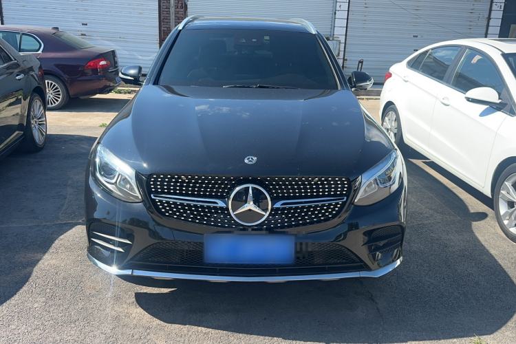 Used Mercedes-Benz GLC 2019 Facelift GLC 260 L 4MATIC Luxury Model Exterior 1