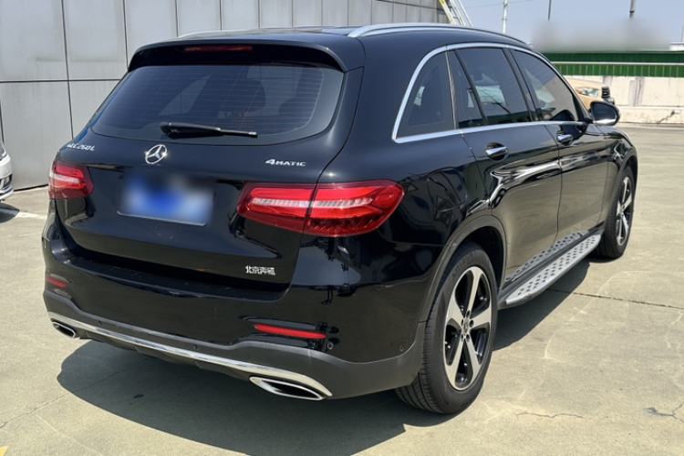 Used Mercedes-Benz GLC 2019 Facelift GLC 260 L 4MATIC Luxury Model Exterior 1