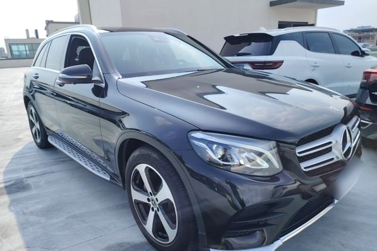 Used Mercedes-Benz GLC 2019 Facelift GLC 260 L 4MATIC Luxury Model Exterior 1