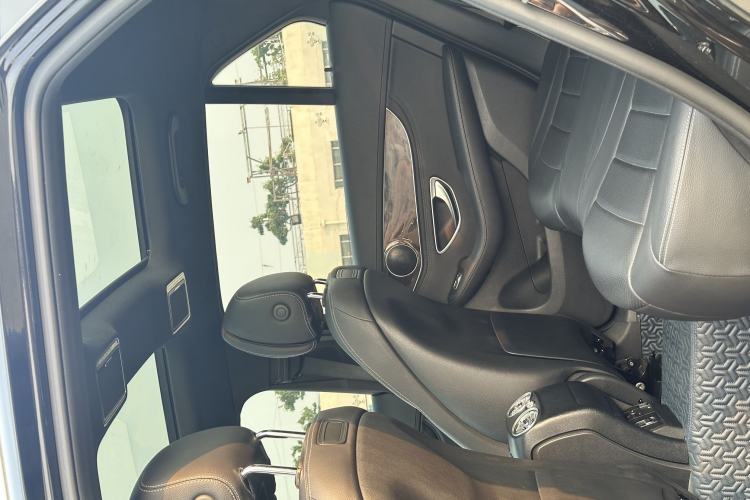 Used Mercedes-Benz GLC 2019 GLC 260 L 4MATIC Dynamic Model Exterior 10