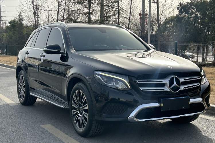 Used Mercedes-Benz GLC 2019 GLC 200 4MATIC Exterior 2
