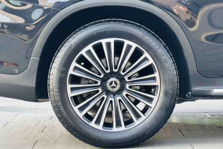 Used Mercedes-Benz GLC 2019 GLC 260 L 4MATIC Dynamic Model Exterior 3
