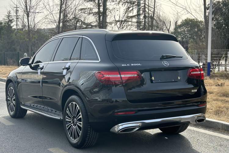 Used Mercedes-Benz GLC 2019 GLC 200 4MATIC Exterior 3