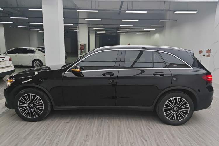 Used Mercedes-Benz GLC 2019 GLC 200 L 4MATIC Exterior 3