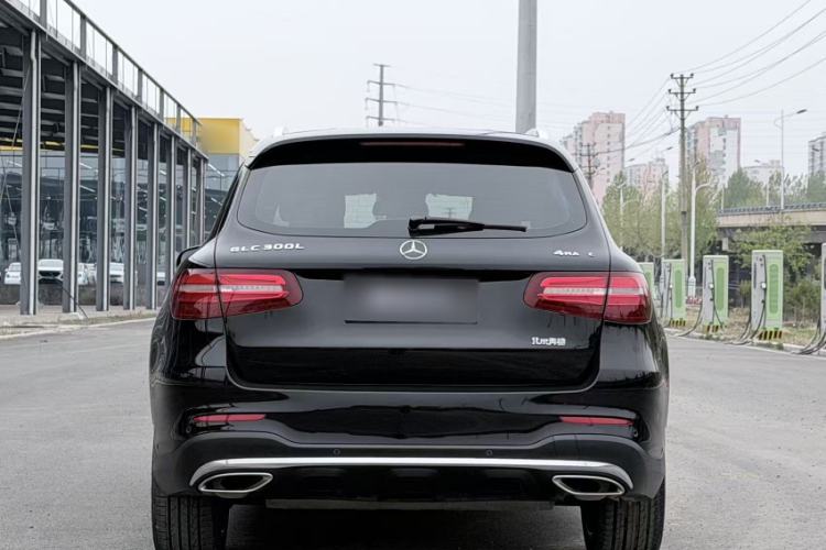 Used Mercedes-Benz GLC 2019 Refreshed GLC 300 L 4MATIC Dynamic Edition Exterior 3