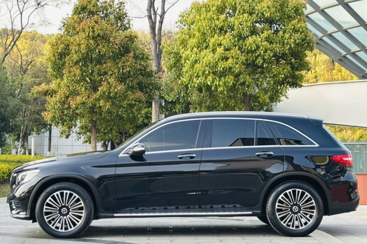 Used Mercedes-Benz GLC 2019 GLC 260 L 4MATIC Dynamic Model Exterior 5