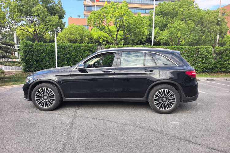 Used Mercedes-Benz GLC 2019 GLC 260 L 4MATIC Dynamic Model Exterior 5