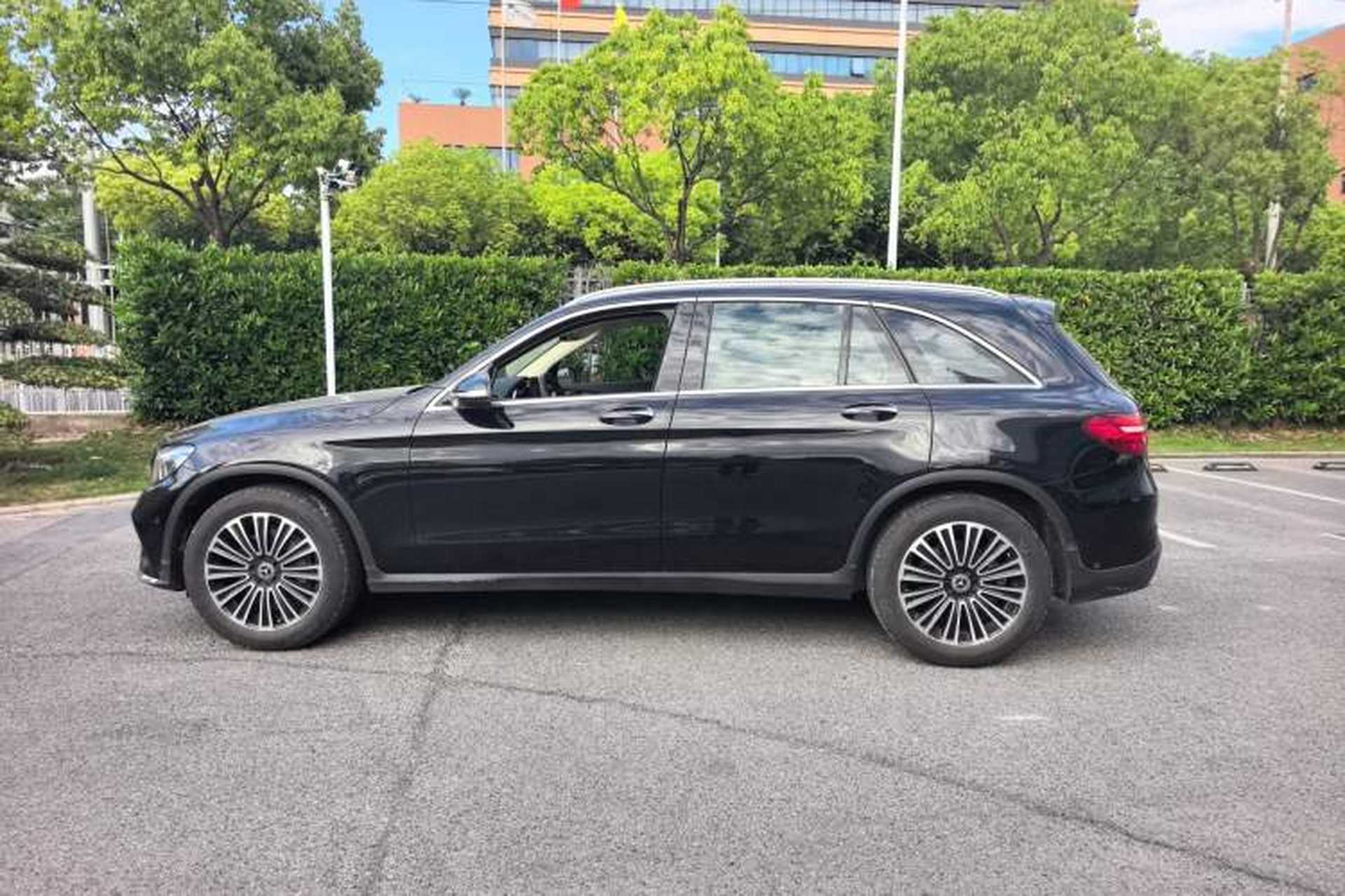 Used Mercedes-Benz GLC 2019 GLC 260 L 4MATIC Dynamic Model Exterior 5