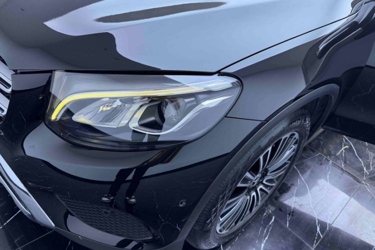 Used Mercedes-Benz GLC 2019 GLC 200 4MATIC Exterior 6