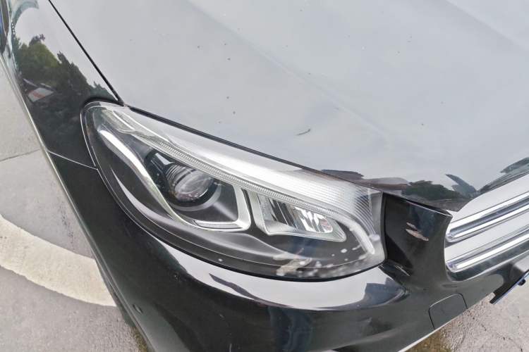 Used Mercedes-Benz GLC 2019 GLC 260 L 4MATIC Luxury Model Exterior 6