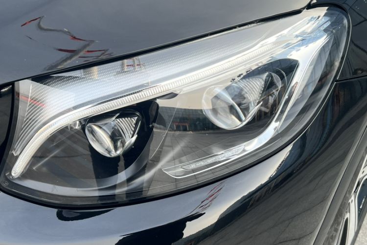 Used Mercedes-Benz GLC 2019 Refreshed GLC 300 L 4MATIC Dynamic Edition Exterior 7