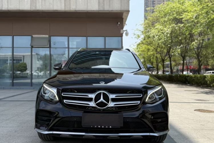 Used Mercedes-Benz GLC 2019 Facelift GLC 260 L 4MATIC Luxury Model Exterior 7