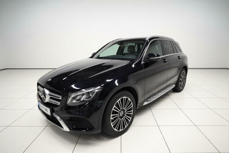 Used Mercedes-Benz GLC 2019 GLC 200 L 4MATIC Guazi used car, China used car export, Used car for sale, Used cars, Cheapest cars for sale