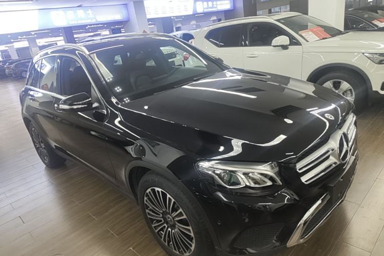 Used Mercedes-Benz GLC 2019 GLC 200 4MATIC Front Right 45 Deg
