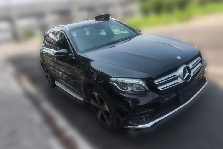 Used Mercedes-Benz GLC 2019 Facelift GLC 260 L 4MATIC Luxury Model Front Right 45 Deg