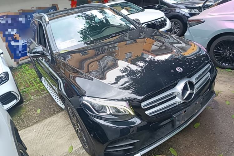 Used Mercedes-Benz GLC 2019 GLC 260 L 4MATIC Dynamic Model Front Right 45 Deg