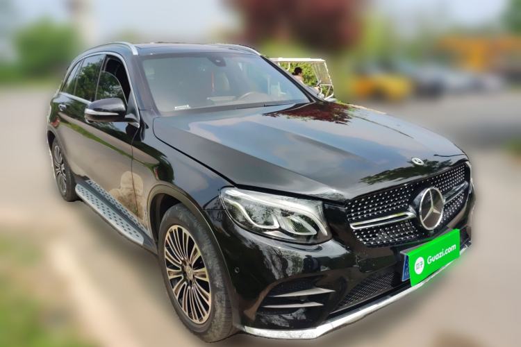 Used Mercedes-Benz GLC 2019 GLC 260 L 4MATIC Dynamic Model Front Right 45 Deg