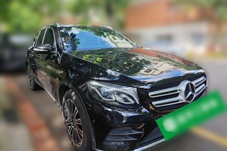 Used Mercedes-Benz GLC 2019 GLC 260 L 4MATIC Dynamic Model Front Right 45 Deg