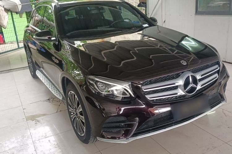 Used Mercedes-Benz GLC 2019 GLC 260 L 4MATIC Dynamic Model Front Right 45 Deg