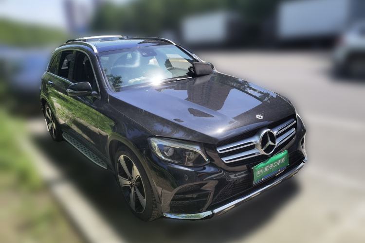 Used Mercedes-Benz GLC 2019 GLC 300 L 4MATIC Dynamic Model Front Right 45 Deg