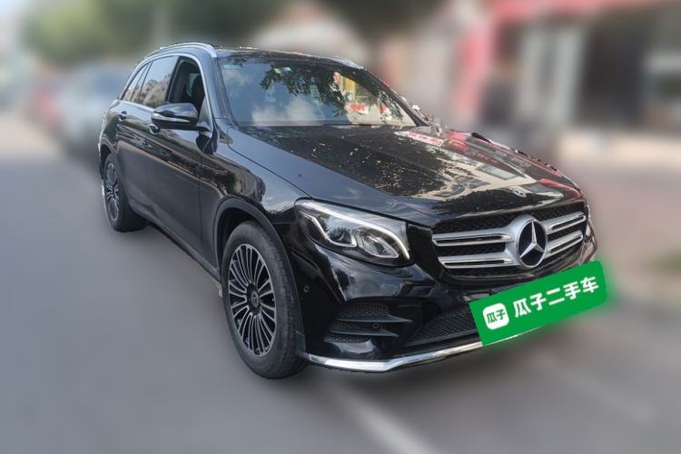 Used Mercedes-Benz GLC 2019 GLC 260 L 4MATIC Dynamic Model Front Right 45 Deg