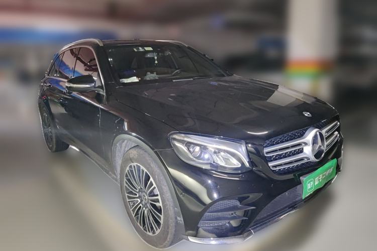 Used Mercedes-Benz GLC 2019 GLC 260 L 4MATIC Dynamic Model Front Right 45 Deg