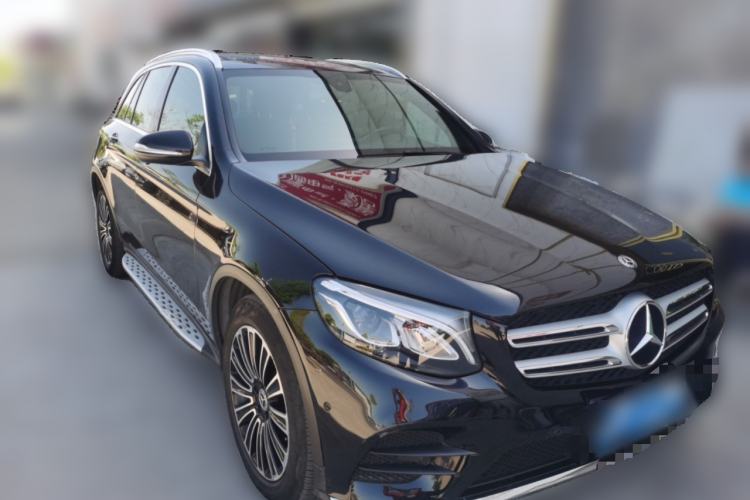 Used Mercedes-Benz GLC 2019 GLC 260 L 4MATIC Dynamic Model Front Right 45 Deg