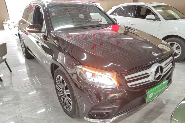 Used Mercedes-Benz GLC 2019 GLC 260 L 4MATIC Dynamic Model Front Right 45 Deg