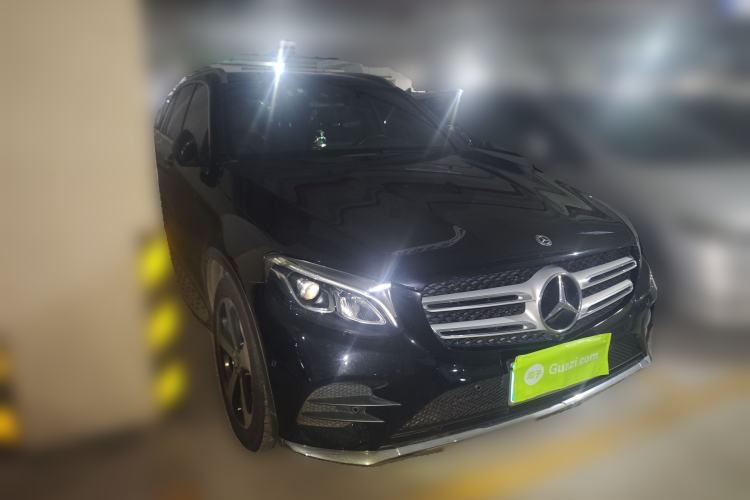 Used Mercedes-Benz GLC 2019 GLC 260 L 4MATIC Dynamic Model Front Right 45 Deg