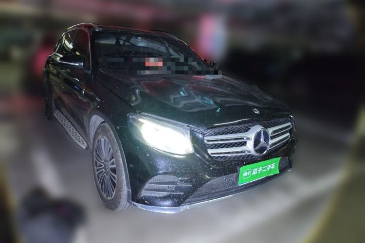 Used Mercedes-Benz GLC 2019 GLC 260 L 4MATIC Dynamic Model Front Right 45 Deg