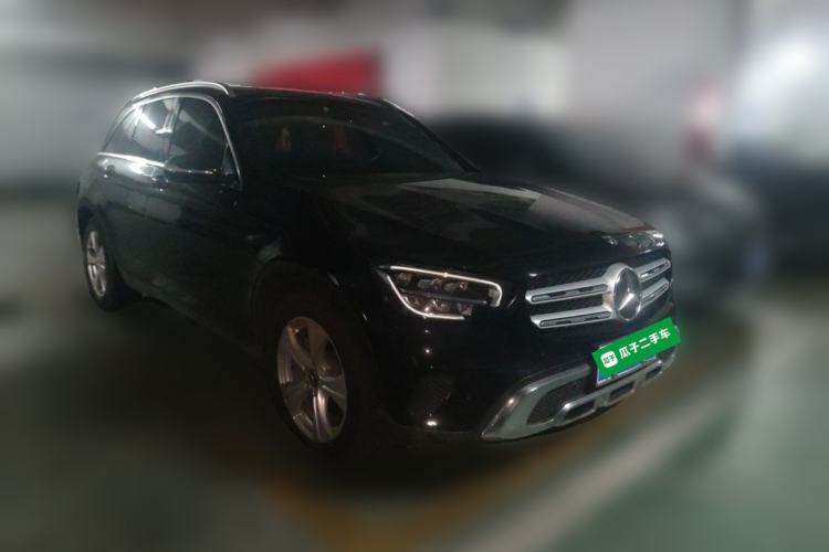 Used Mercedes-Benz GLC 2019 GLC 260 L 4MATIC Dynamic Model Front Right 45 Deg