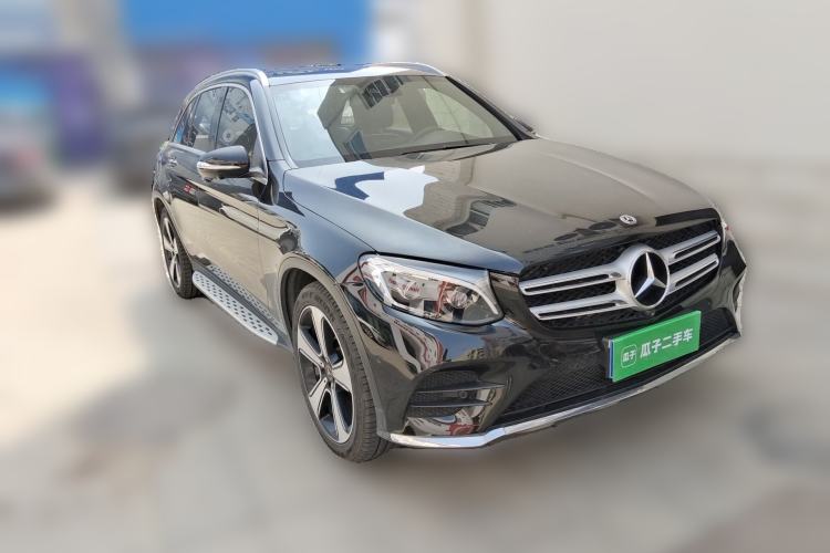 Used Mercedes-Benz GLC 2019 Refreshed GLC 300 L 4MATIC Dynamic Edition Front Right 45 Deg