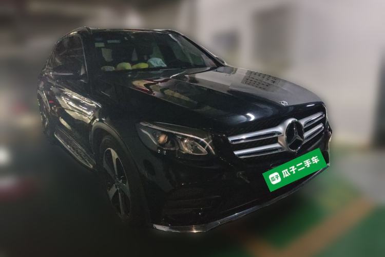 Used Mercedes-Benz GLC 2019 GLC 260 L 4MATIC Dynamic Model Front Right 45 Deg