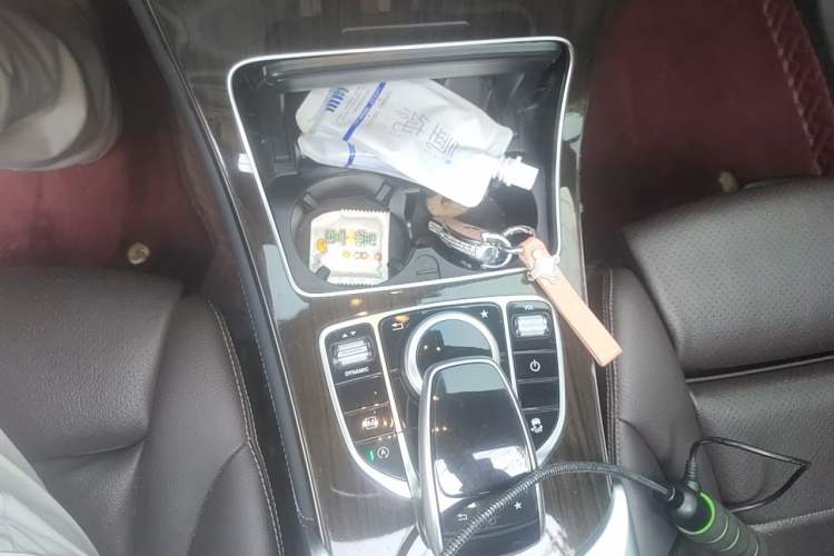 Used Mercedes-Benz GLC 2019 Facelift GLC 260 L 4MATIC Luxury Model Gear Lever