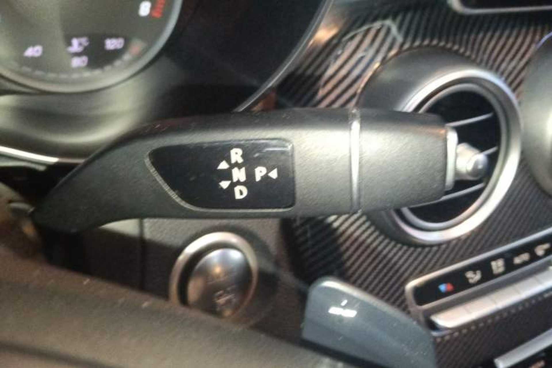 Used Mercedes-Benz GLC 2019 GLC 260 L 4MATIC Dynamic Model Gear Lever
