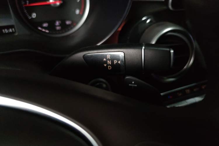 Used Mercedes-Benz GLC 2019 GLC 200 L 4MATIC Gear Lever