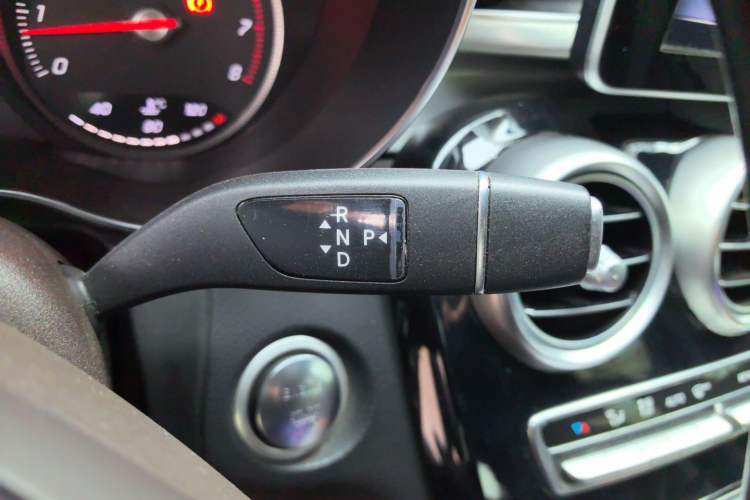 Used Mercedes-Benz GLC 2019 GLC 200 L 4MATIC Gear Lever