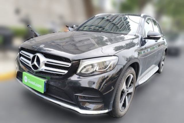 Mercedes-Benz GLC 2019 GLC 260 L 4MATIC Luxury Model usado