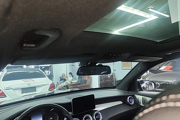 Used Mercedes-Benz GLC 2019 GLC 200 4MATIC Headliner