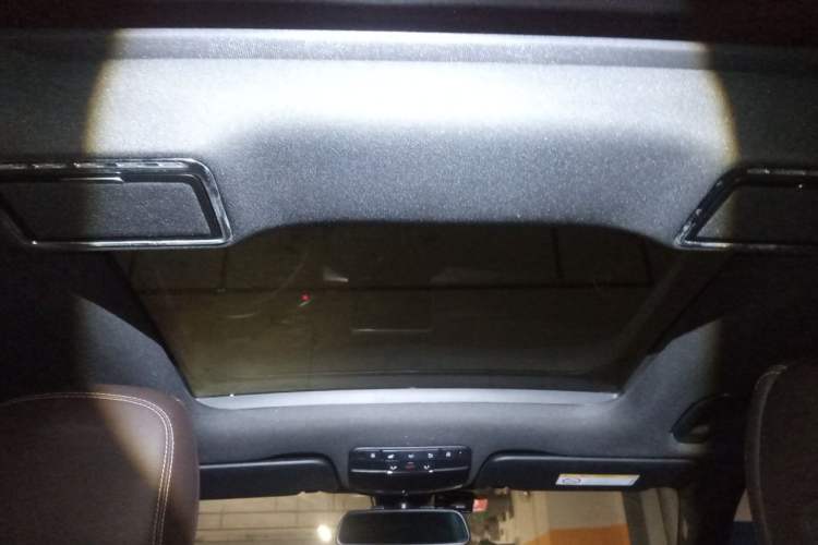 Used Mercedes-Benz GLC 2019 GLC 260 L 4MATIC Dynamic Model Headliner