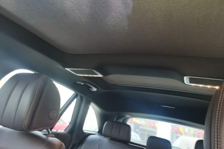 Used Mercedes-Benz GLC 2019 Facelift GLC 260 L 4MATIC Luxury Model Headliner