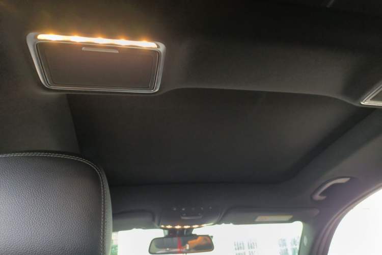 Used Mercedes-Benz GLC 2019 GLC 260 L 4MATIC Dynamic Model Headliner