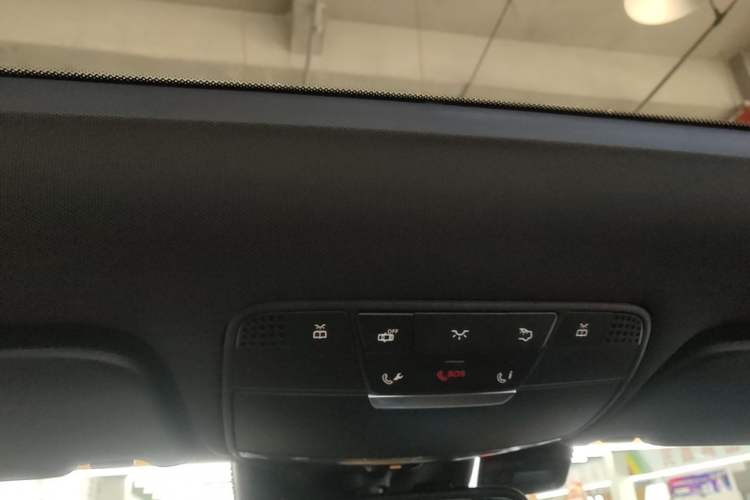 Used Mercedes-Benz GLC 2019 Facelift GLC 260 L 4MATIC Luxury Model Headliner
