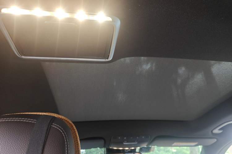 Used Mercedes-Benz GLC 2019 Facelift GLC 260 L 4MATIC Luxury Model Headliner