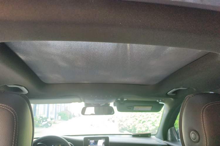 Used Mercedes-Benz GLC 2019 GLC 260 4MATIC Luxury Model Headliner