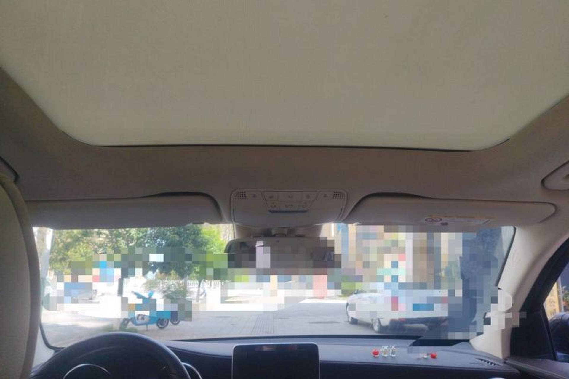 Used Mercedes-Benz GLC 2019 Facelift GLC 260 L 4MATIC Luxury Model Headliner