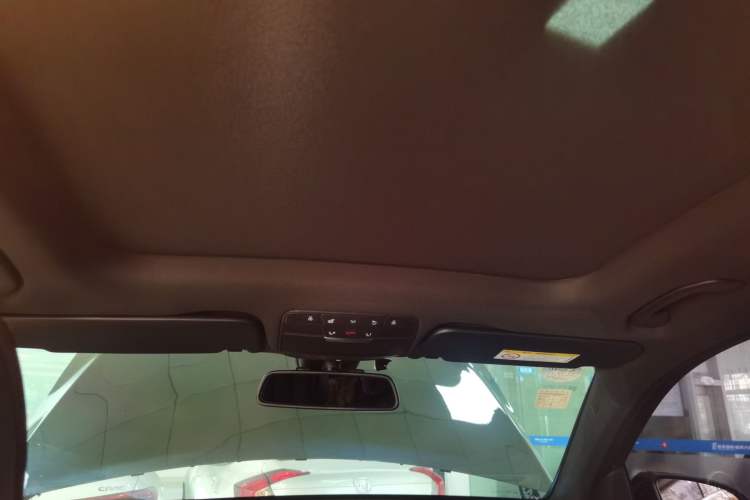 Used Mercedes-Benz GLC 2019 GLC 260 L 4MATIC Dynamic Model Headliner